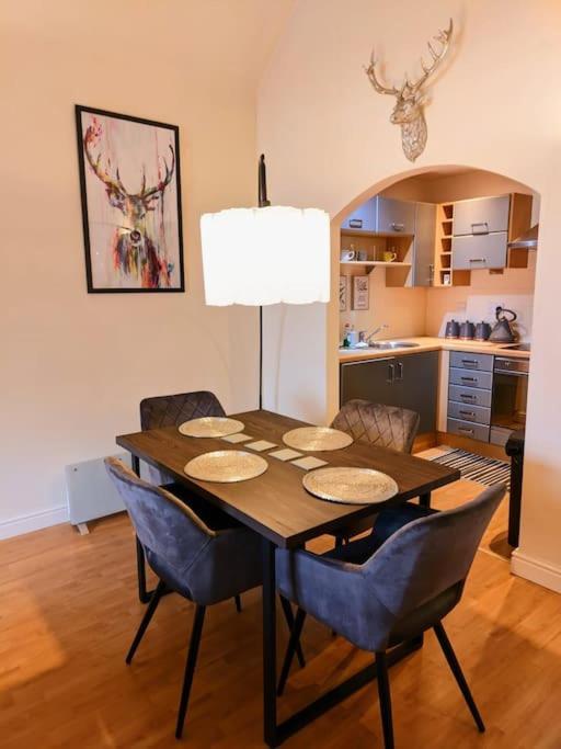Cosy Central Modern Apartment Nantwich Exteriör bild