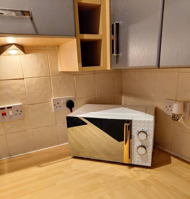 Cosy Central Modern Apartment Nantwich Exteriör bild