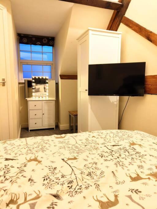 Cosy Central Modern Apartment Nantwich Exteriör bild