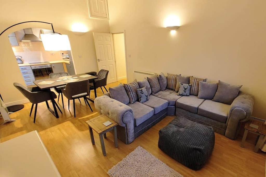 Cosy Central Modern Apartment Nantwich Exteriör bild